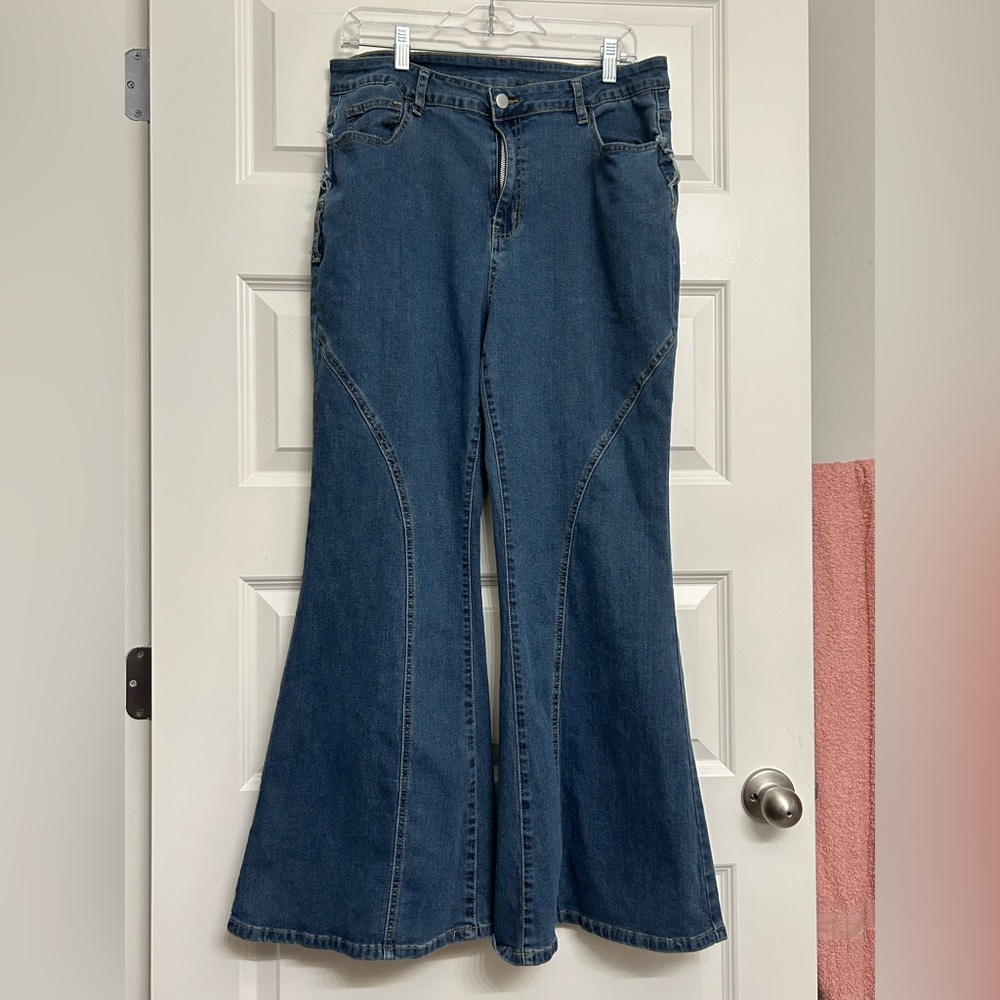 ROMWE Dark Blue Flare Jeans